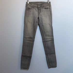 MOVING SALE! EVERYTHING MUST GO! American Eagle Gray Skinny Jeans 2